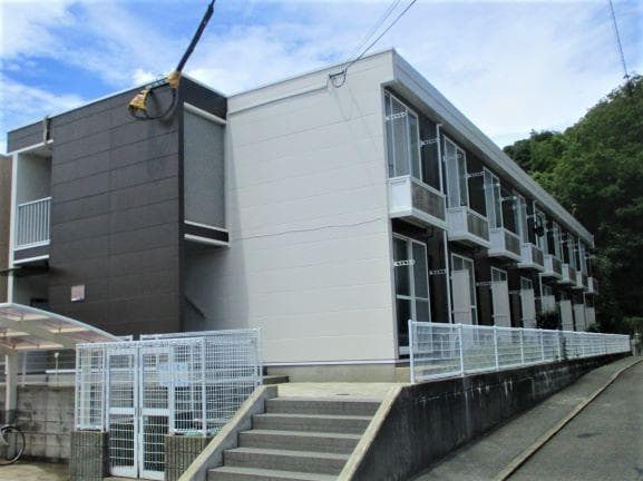 Main exterior of leopalace Doi Eki Hgashi