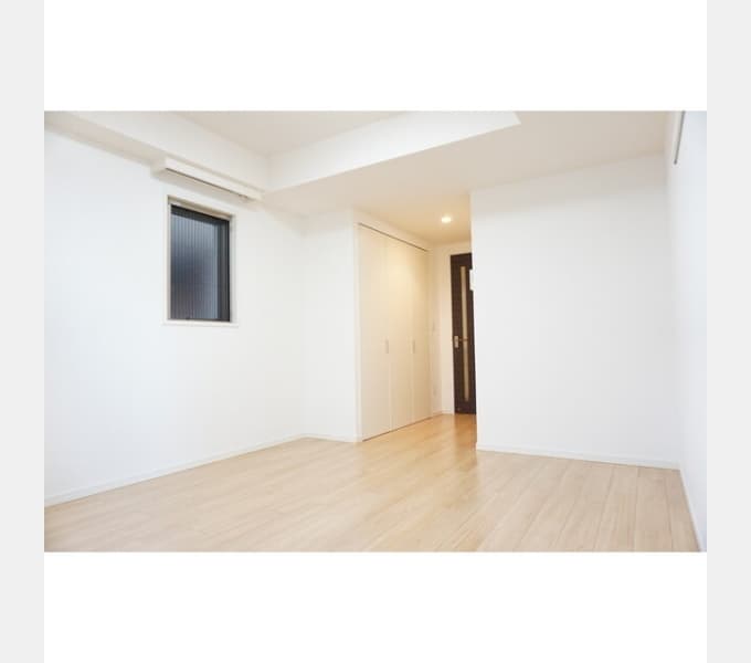 Preview interior of La Mege Yamashita Park