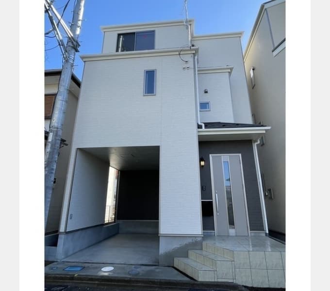 Main exterior of Kolet Minami-Otsuka