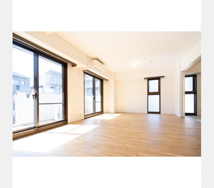 Preview interior of PATH Miyamaedaira