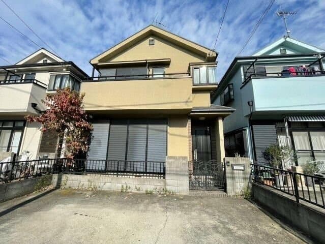 Main exterior of Rb East Kashiwagaya 6-chome Rental House