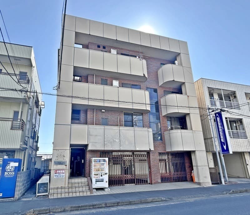 Main Image