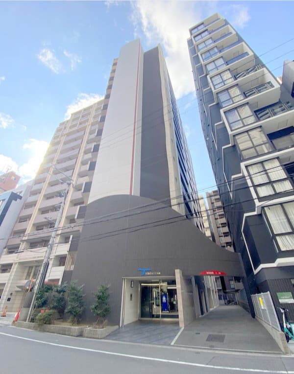 Main Image