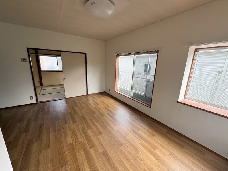 Preview interior of Tamagawa-so