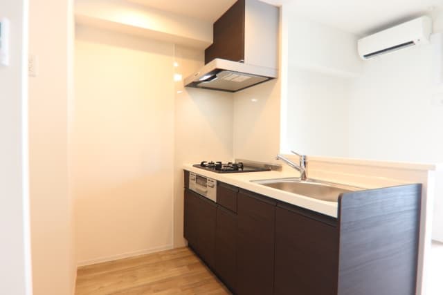 Preview interior of Rue E Ikeshita