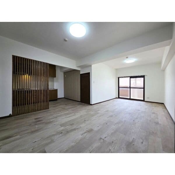 Preview interior of Grace Court Chiyoda