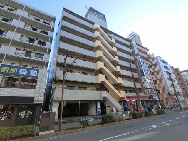 Main Image