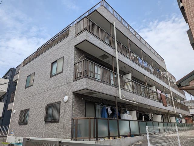 Main Image