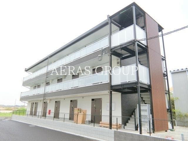Main Image
