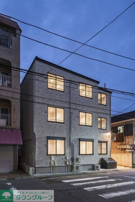 Main exterior of robot home Kamihongo