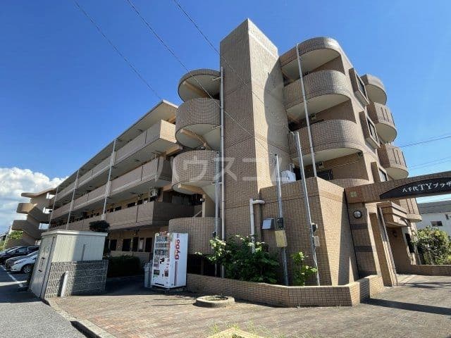 Main exterior of Yachiyo TY Plaza Building B