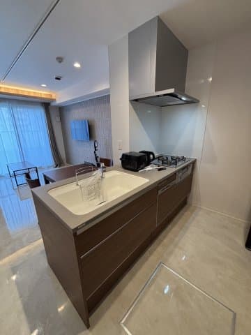 Preview interior of Crest Palace 102