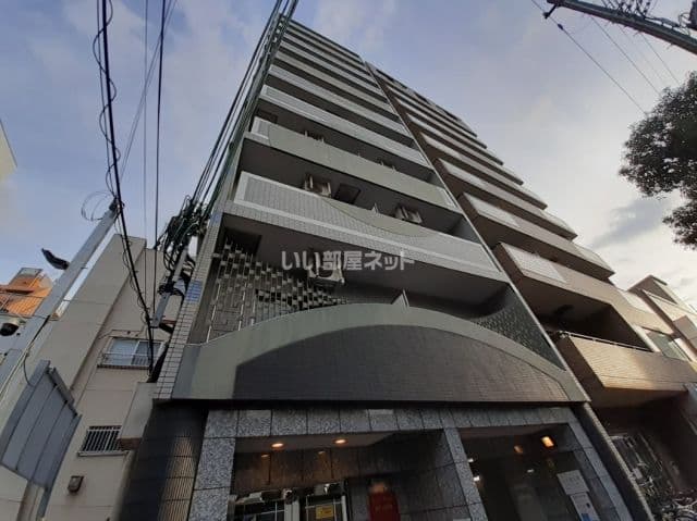 Main exterior of Rb Hyu-Net Kobe Motomachi Street