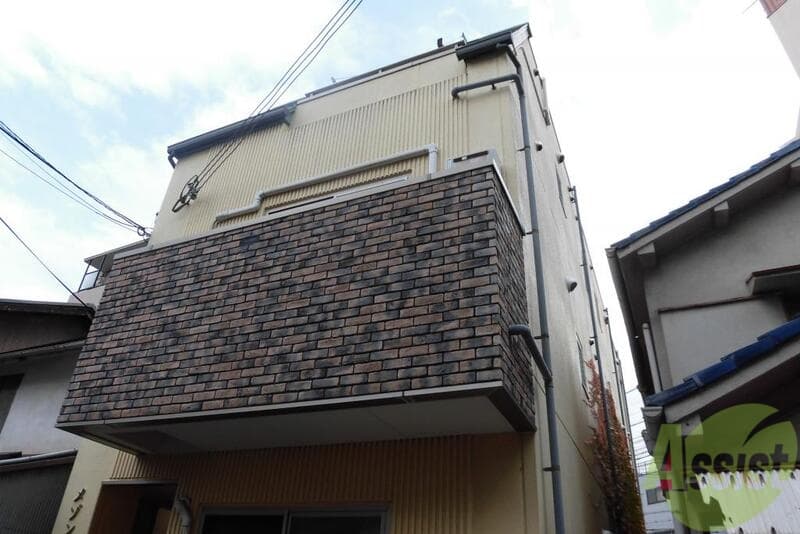 Main exterior of Rb Maison Mikage