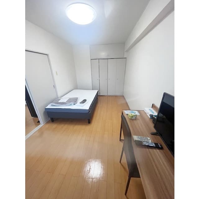 Preview interior of Berg Izumicho 802