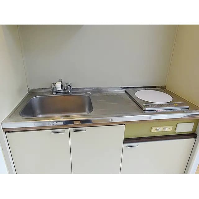Preview interior of Berg Izumicho 802