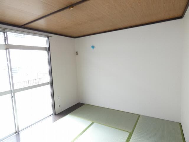 Preview interior of Crest Wakei Building B