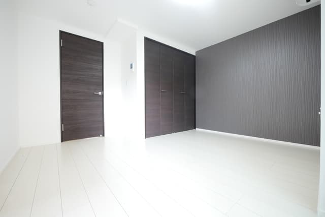Preview interior of Rafina Sagamino 102