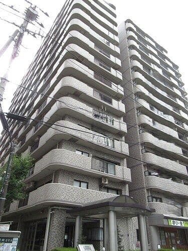 Main exterior of Rb Lions Mansion Ebina No. 3