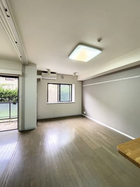 Preview interior of Miyazakidai Regency