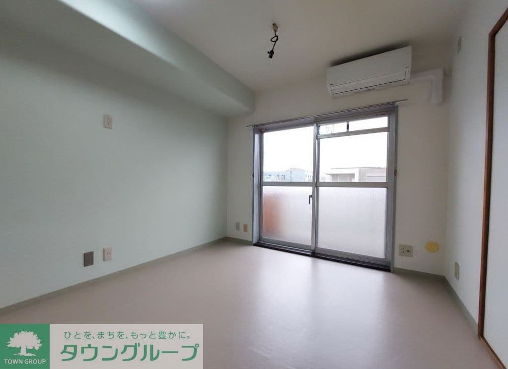 Preview interior of Sky FBK