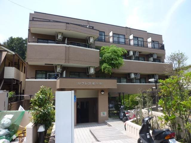 Main exterior of Libre 21 Kajigaya