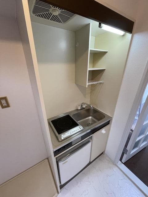 Preview interior of Eclair Chuo-Rinkan