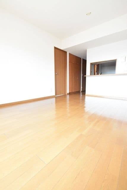 Preview interior of Camelot Kamiyaguyama 505