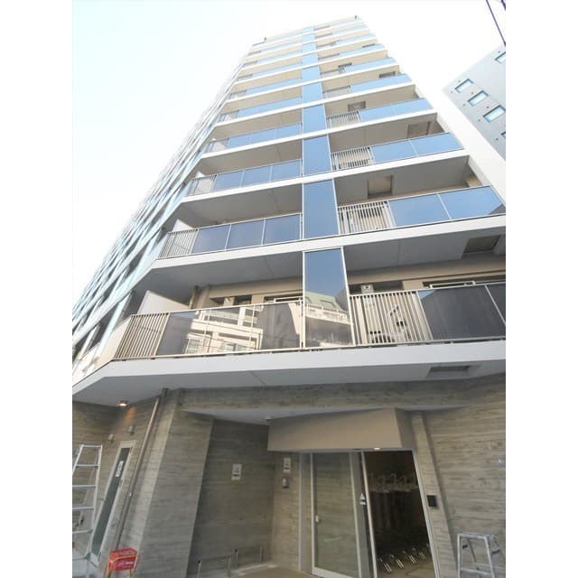 Main Image