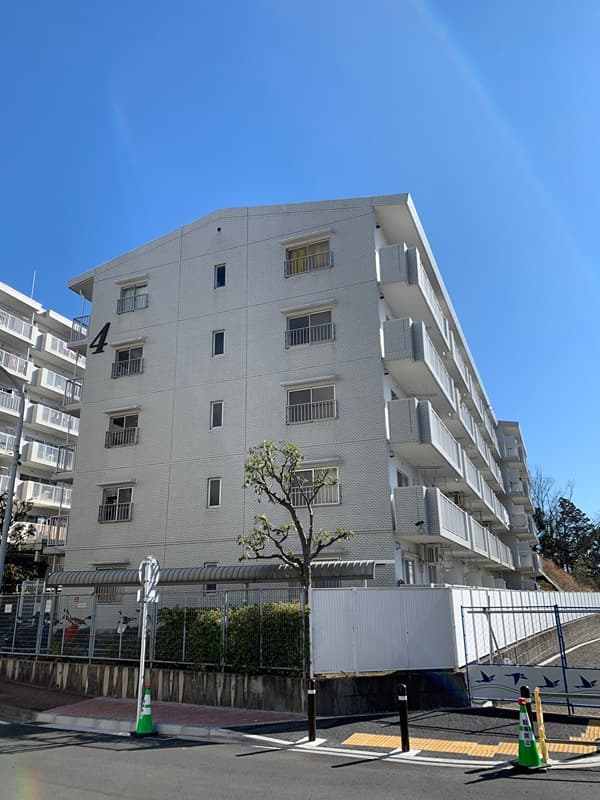 Main exterior of Hills Minami-Totsuka Building 4