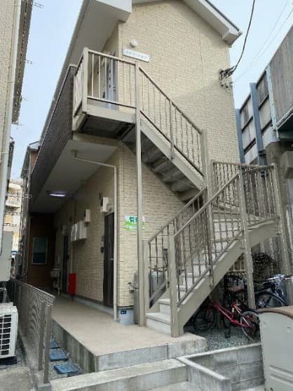 Main exterior of Enacoat Shitte