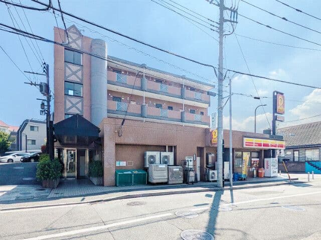 Main Image
