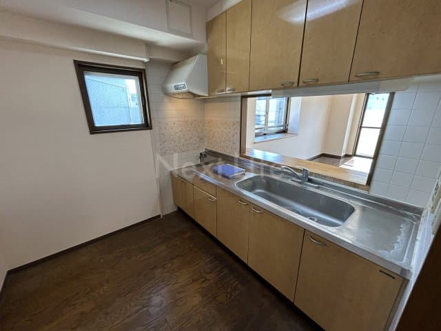 Preview interior of Grace Daikan 4