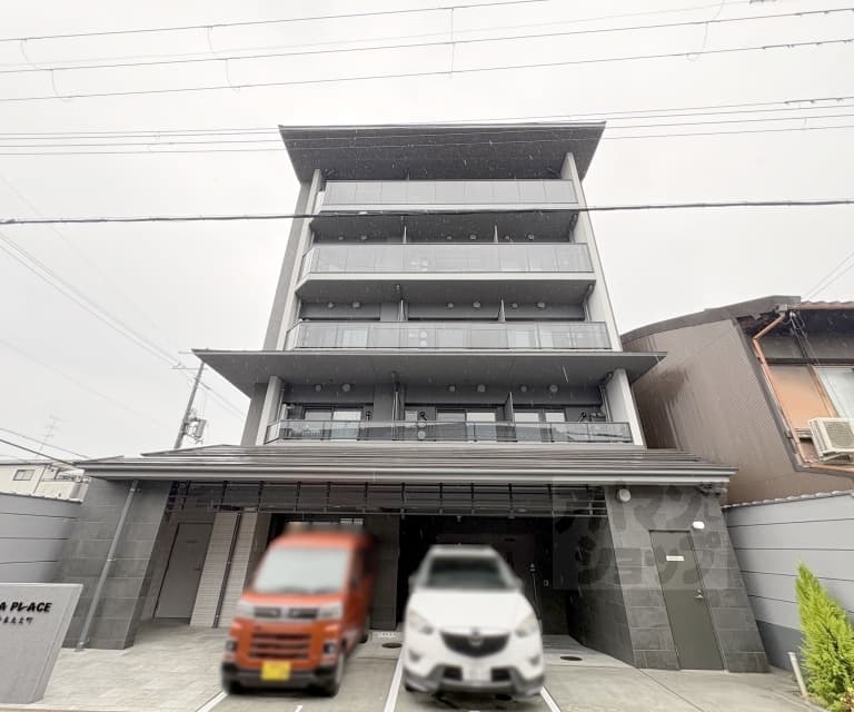 Main exterior of Aqua Place Kyoto Senbon Marutacho KM 🌳