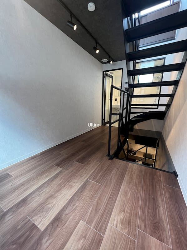 Preview interior of GARNET RESIDENCE Toji