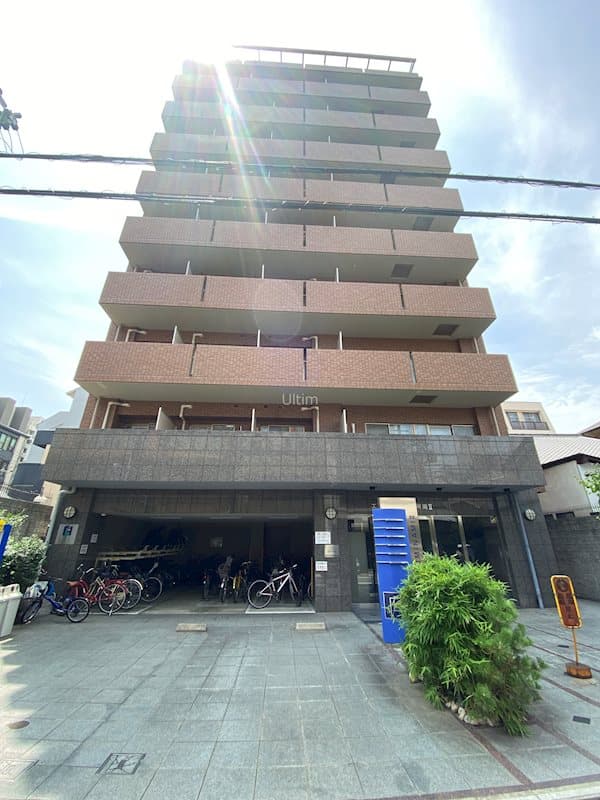 Main exterior of Estem Court Goshominami II