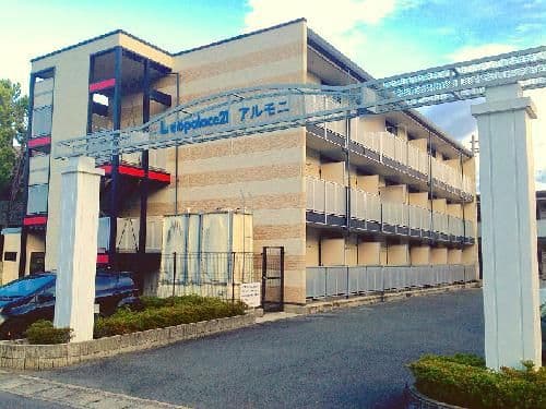 Main exterior of Leopalace Armoni No. 1
