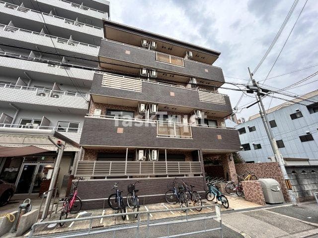 Main exterior of Message Daikudai-mae