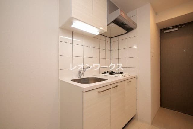 Preview interior of Eslead Residence Osaka Fukushima City West