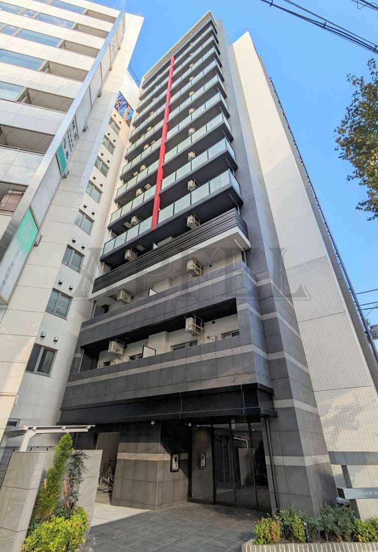 Main exterior of Estem Court Osaka Fukushima II Layer