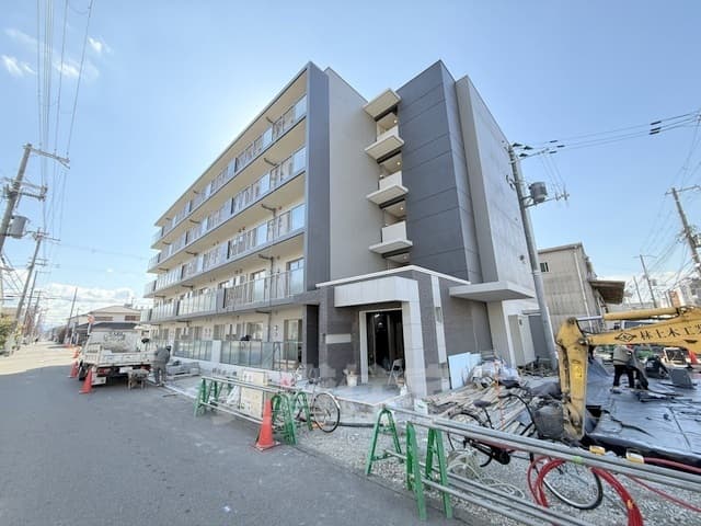 Main exterior of Realize Nagai Koen-dori