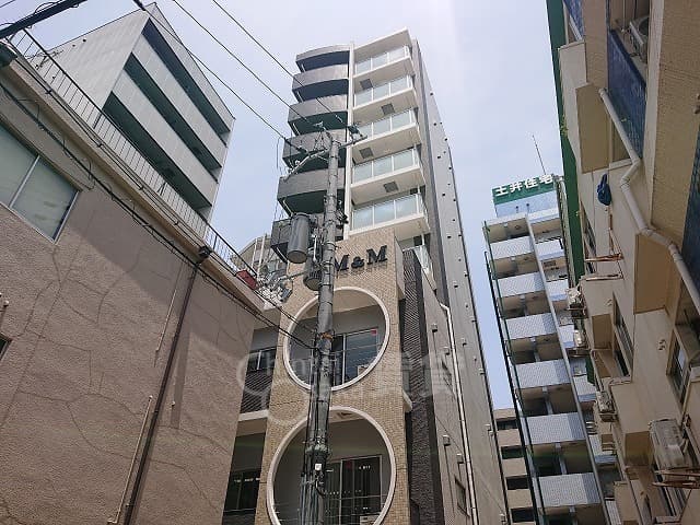 Main Image