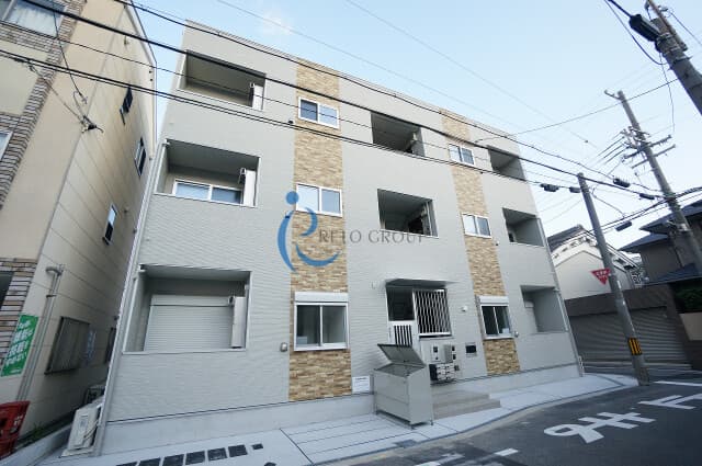 Main Image