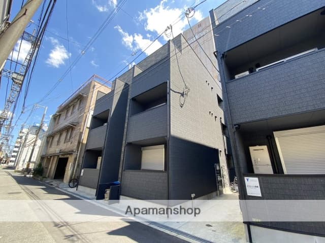 Main exterior of Kalmia Tsuruhashi KM 🌳