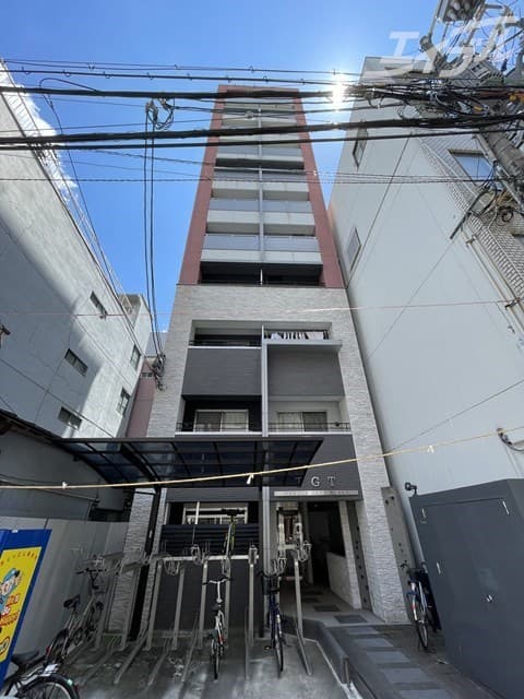 Main Image