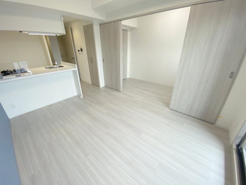 Preview interior of Presans Naoenaka Peltier