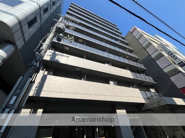 Main exterior of Conforia Riv Kyobashi