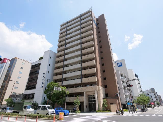 Main Image