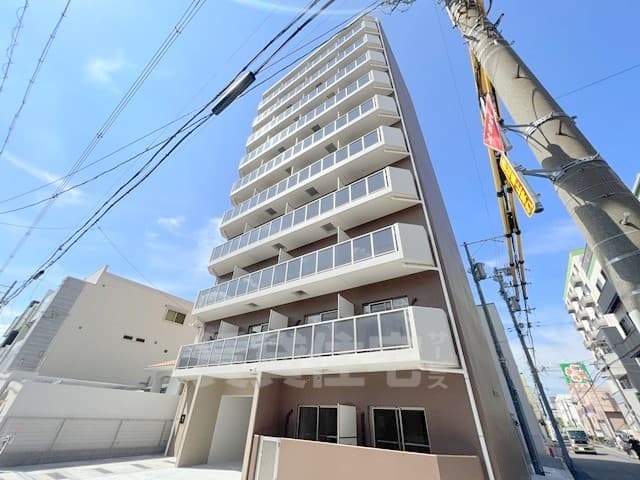 Main exterior of Halu Hanazono Town