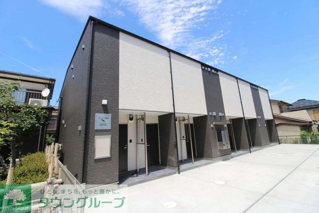 Main exterior of Estate N Higashi-Omiya